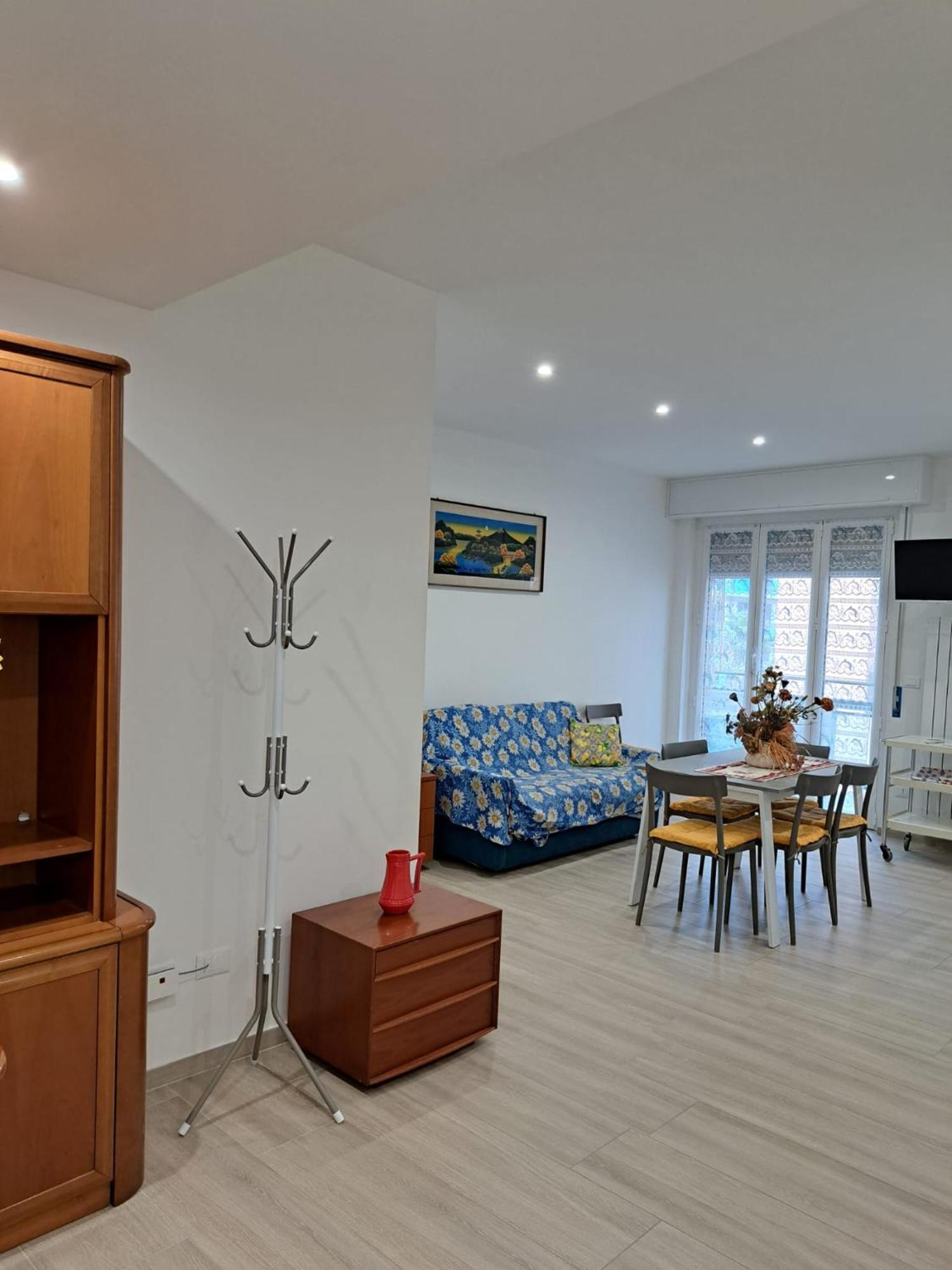Casa Di Leo Apartment Loano